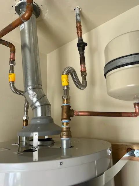 Water heater installation and plumbing repair in Wilbur